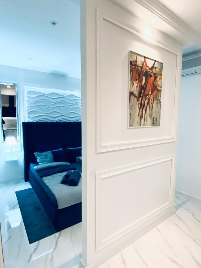 Studio Six Umag Buitenkant foto